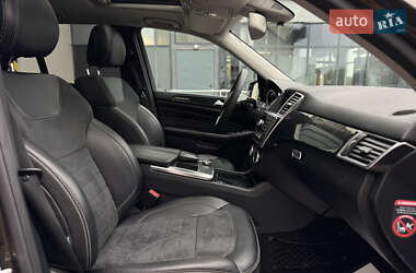 Внедорожник / Кроссовер Mercedes-Benz M-Class 2013 в 