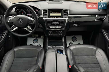 Внедорожник / Кроссовер Mercedes-Benz M-Class 2013 в 