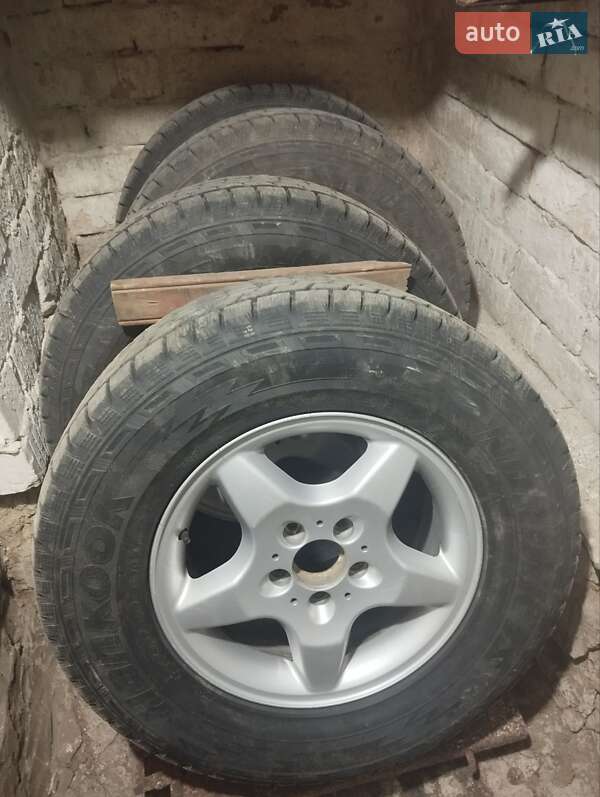 Внедорожник / Кроссовер Mercedes-Benz M-Class 2001 в Заставной