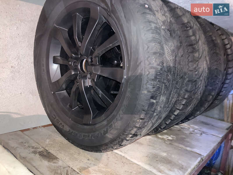 Внедорожник / Кроссовер Mercedes-Benz M-Class 2003 в Николаеве