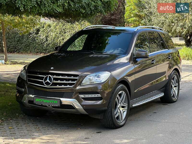 Внедорожник / Кроссовер Mercedes-Benz M-Class 2012 в Одессе