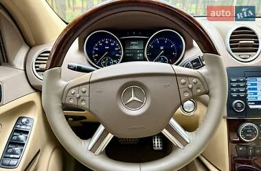 Позашляховик / Кросовер Mercedes-Benz M-Class 2009 в 