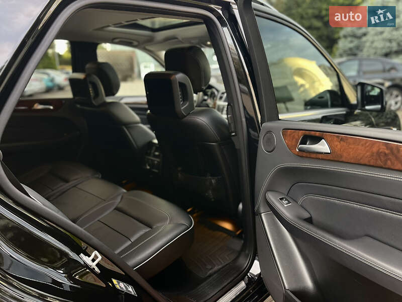 Внедорожник / Кроссовер Mercedes-Benz M-Class 2013 в Одессе