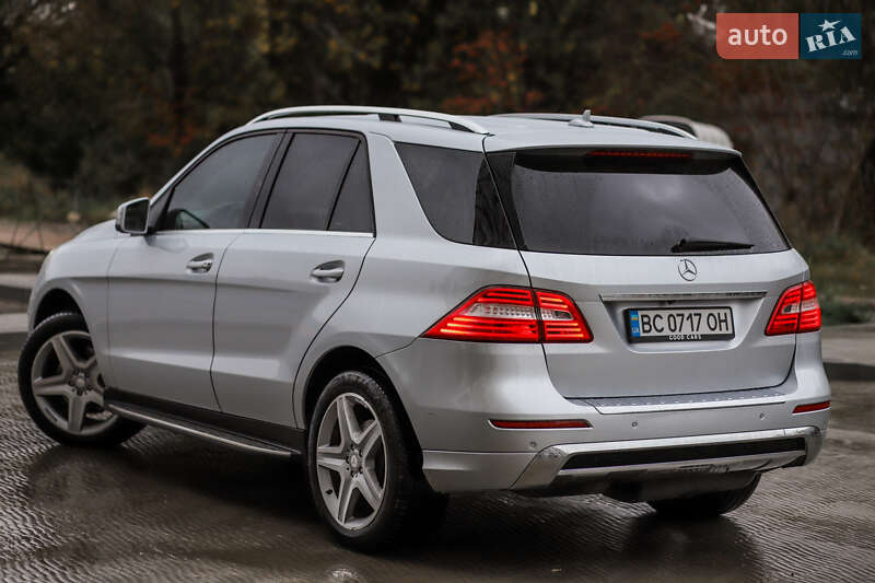 Позашляховик / Кросовер Mercedes-Benz M-Class 2013 в Львові фото 13 Позашляховик / Кросовер Mercedes-Benz M-Class 2013 в Львові