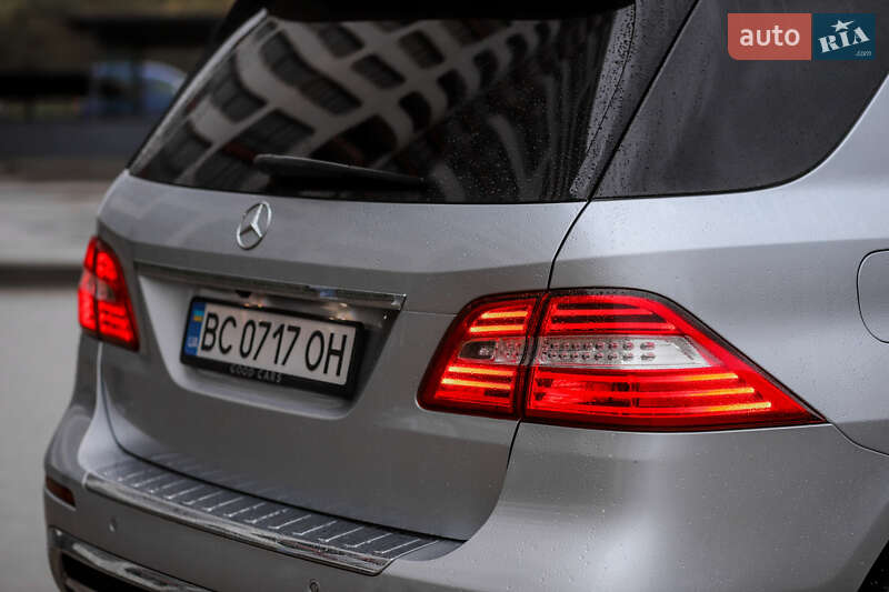 Позашляховик / Кросовер Mercedes-Benz M-Class 2013 в Львові фото 16 Позашляховик / Кросовер Mercedes-Benz M-Class 2013 в Львові