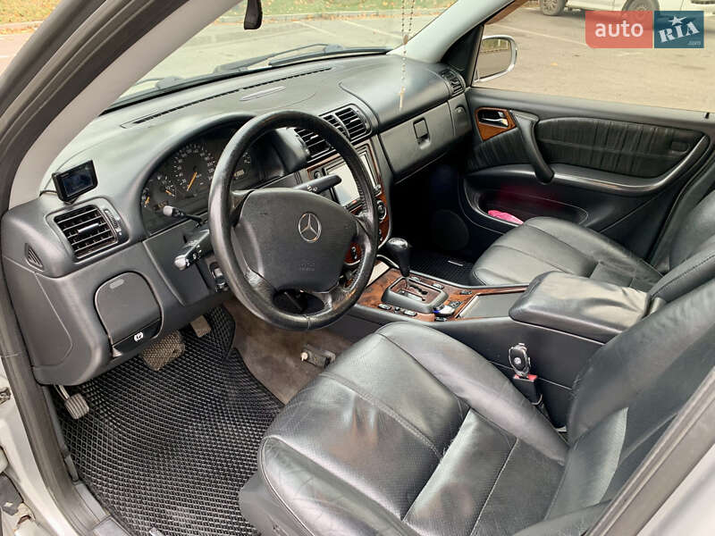 Позашляховик / Кросовер Mercedes-Benz M-Class 2003 в Краматорську фото 11 Позашляховик / Кросовер Mercedes-Benz M-Class 2003 в Краматорську