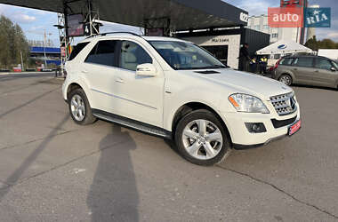 Позашляховик / Кросовер Mercedes-Benz M-Class 2011 в 