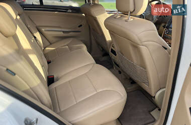 Позашляховик / Кросовер Mercedes-Benz M-Class 2011 в 