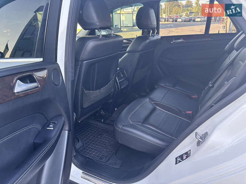 Позашляховик / Кросовер Mercedes-Benz M-Class 2012 в Нововолинську фото 20 Позашляховик / Кросовер Mercedes-Benz M-Class 2012 в Нововолинську
