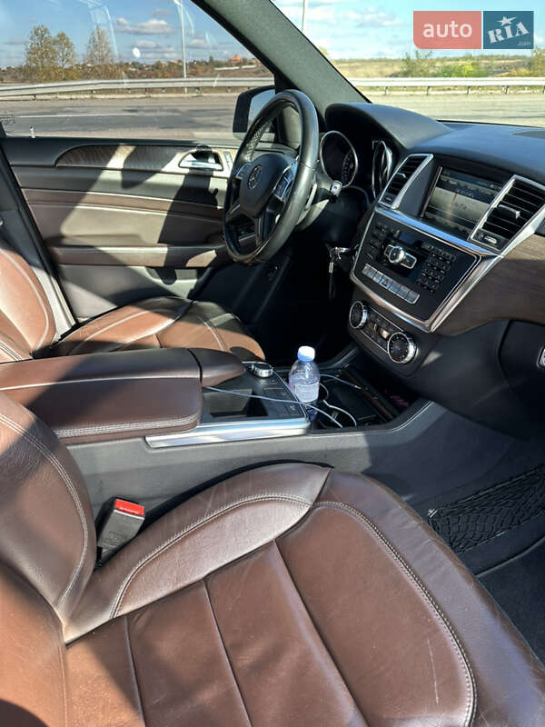 Позашляховик / Кросовер Mercedes-Benz M-Class 2014 в Дніпрі фото 4 Позашляховик / Кросовер Mercedes-Benz M-Class 2014 в Дніпрі