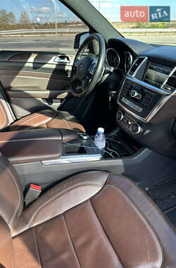 Внедорожник / Кроссовер Mercedes-Benz M-Class 2014 в 