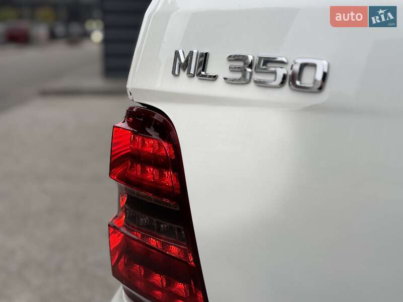 Позашляховик / Кросовер Mercedes-Benz M-Class 2010 в Києві