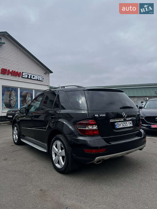 Позашляховик / Кросовер Mercedes-Benz M-Class 2009 в Ізмаїлі фото 5 Позашляховик / Кросовер Mercedes-Benz M-Class 2009 в Ізмаїлі