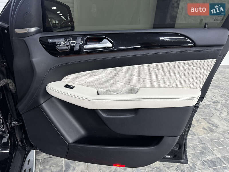 Позашляховик / Кросовер Mercedes-Benz M-Class 2015 в Одесі