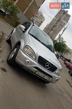 Внедорожник / Кроссовер Mercedes-Benz M-Class 2001 в  фото 6 Внедорожник / Кроссовер Mercedes-Benz M-Class 2001 в