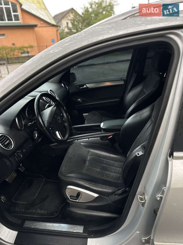 Внедорожник / Кроссовер Mercedes-Benz M-Class 2006 в Киеве