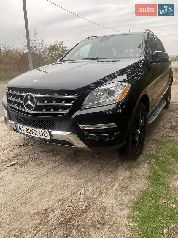Внедорожник / Кроссовер Mercedes-Benz M-Class 2011 в Киеве