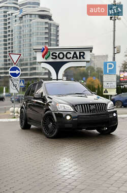 Внедорожник / Кроссовер Mercedes-Benz M-Class 2005 в Киеве