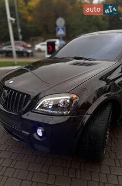 Внедорожник / Кроссовер Mercedes-Benz M-Class 2005 в 