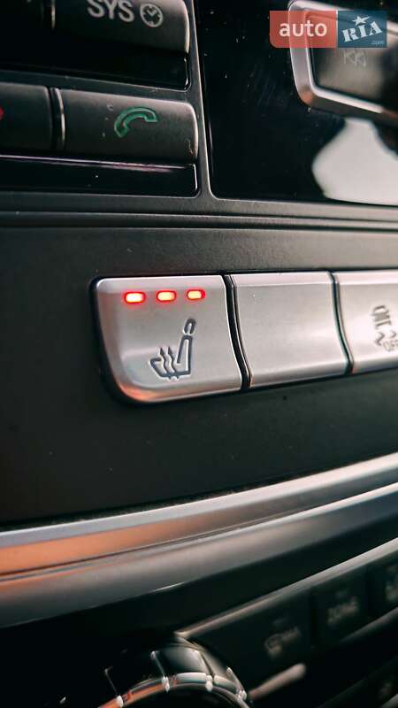 Позашляховик / Кросовер Mercedes-Benz M-Class 2012 в Києві