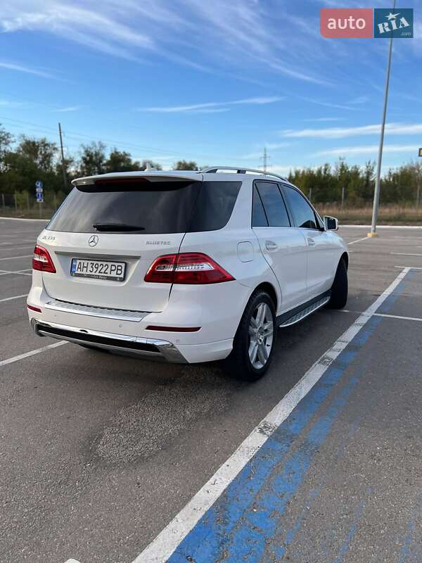 Внедорожник / Кроссовер Mercedes-Benz M-Class 2014 в Запорожье фото 7 Внедорожник / Кроссовер Mercedes-Benz M-Class 2014 в Запорожье