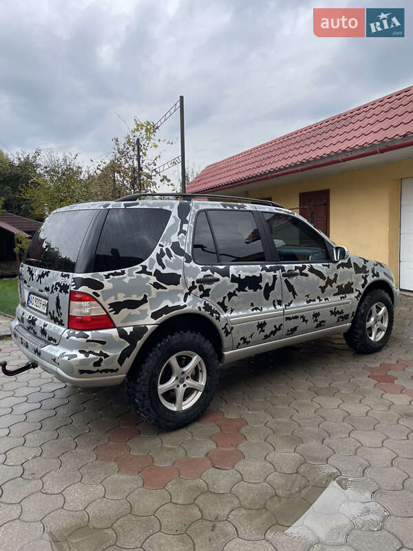 Внедорожник / Кроссовер Mercedes-Benz M-Class 2002 в Рахове