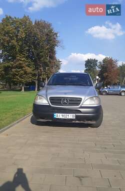 Внедорожник / Кроссовер Mercedes-Benz M-Class 1999 в 