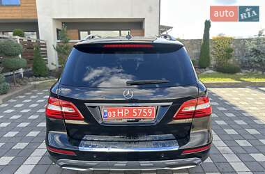 Внедорожник / Кроссовер Mercedes-Benz M-Class 2012 в 