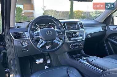 Внедорожник / Кроссовер Mercedes-Benz M-Class 2012 в 