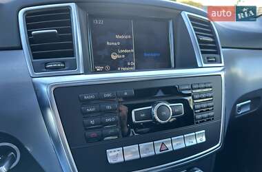 Внедорожник / Кроссовер Mercedes-Benz M-Class 2012 в 