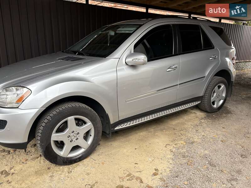Внедорожник / Кроссовер Mercedes-Benz M-Class 2008 в Ахтырке фото 5 Внедорожник / Кроссовер Mercedes-Benz M-Class 2008 в Ахтырке