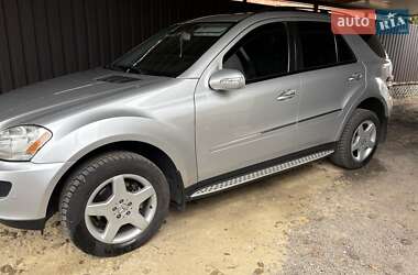 Позашляховик / Кросовер Mercedes-Benz M-Class 2008 в 