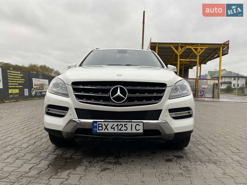 Внедорожник / Кроссовер Mercedes-Benz M-Class 2011 в Хмельницком