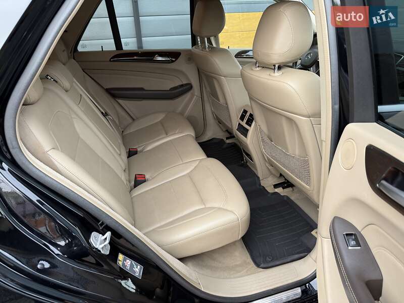 Позашляховик / Кросовер Mercedes-Benz M-Class 2014 в Білій Церкві фото 46 Позашляховик / Кросовер Mercedes-Benz M-Class 2014 в Білій Церкві