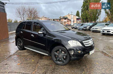 Позашляховик / Кросовер Mercedes-Benz M-Class 2007 в  фото 7 Позашляховик / Кросовер Mercedes-Benz M-Class 2007 в