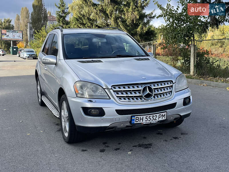 Внедорожник / Кроссовер Mercedes-Benz M-Class 2008 в Киеве фото 11 Внедорожник / Кроссовер Mercedes-Benz M-Class 2008 в Киеве