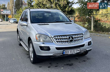 Позашляховик / Кросовер Mercedes-Benz M-Class 2008 в 