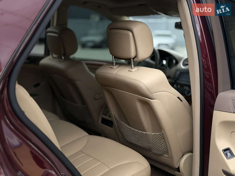 Внедорожник / Кроссовер Mercedes-Benz M-Class 2007 в Новомосковске фото 7 Внедорожник / Кроссовер Mercedes-Benz M-Class 2007 в Новомосковске