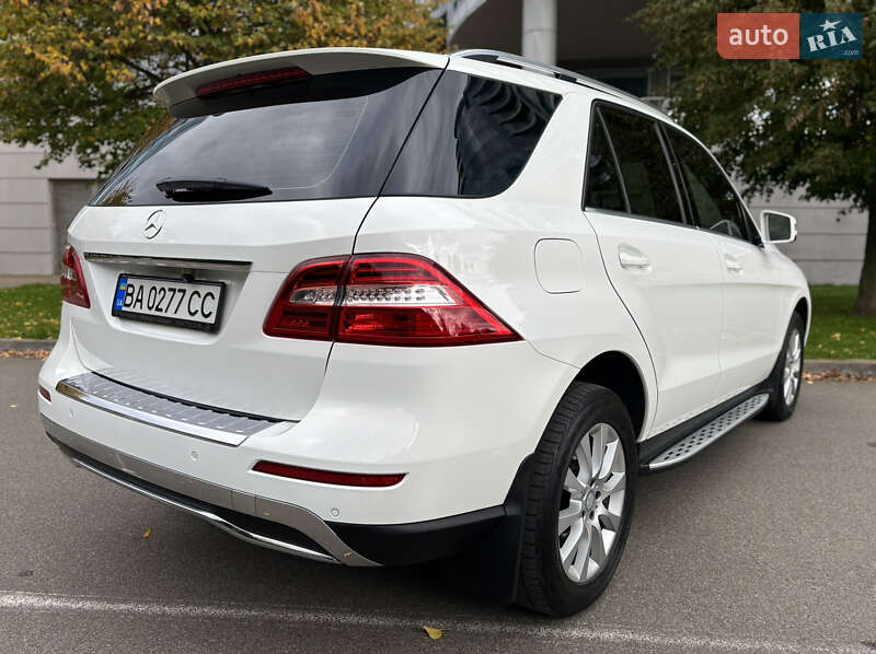 Внедорожник / Кроссовер Mercedes-Benz M-Class 2015 в Киеве фото 7 Внедорожник / Кроссовер Mercedes-Benz M-Class 2015 в Киеве