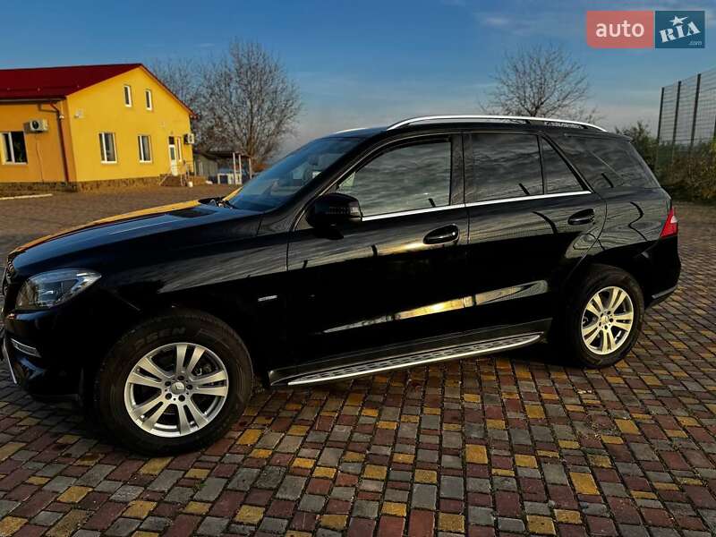 Позашляховик / Кросовер Mercedes-Benz M-Class 2012 в Заліщиках фото 12 Позашляховик / Кросовер Mercedes-Benz M-Class 2012 в Заліщиках