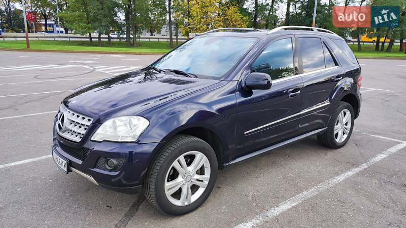 Позашляховик / Кросовер Mercedes-Benz M-Class 2008 в Києві