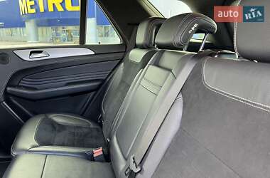 Позашляховик / Кросовер Mercedes-Benz M-Class 2015 в 