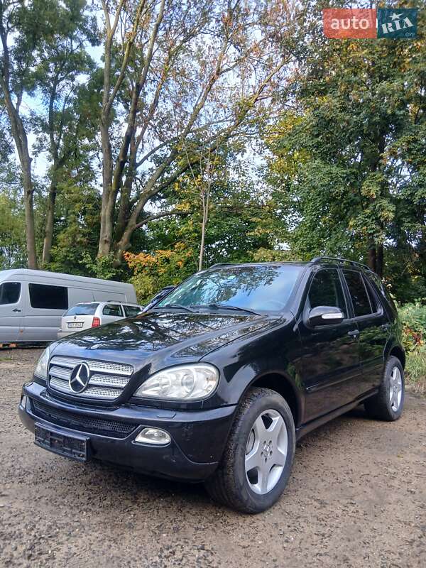 Позашляховик / Кросовер Mercedes-Benz M-Class 2003 в Хусті