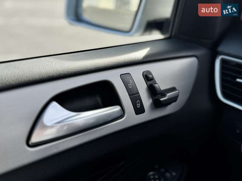 Позашляховик / Кросовер Mercedes-Benz M-Class 2013 в Львові