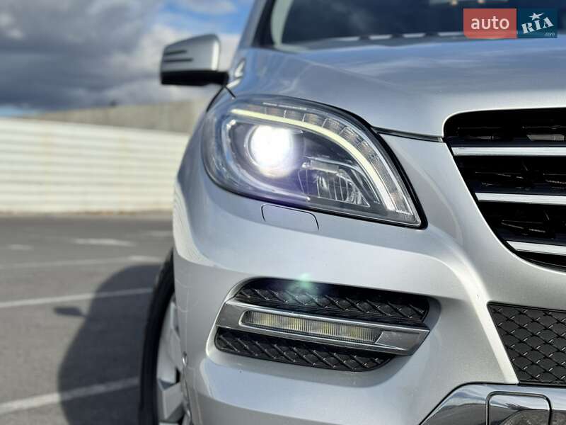 Позашляховик / Кросовер Mercedes-Benz M-Class 2013 в Львові