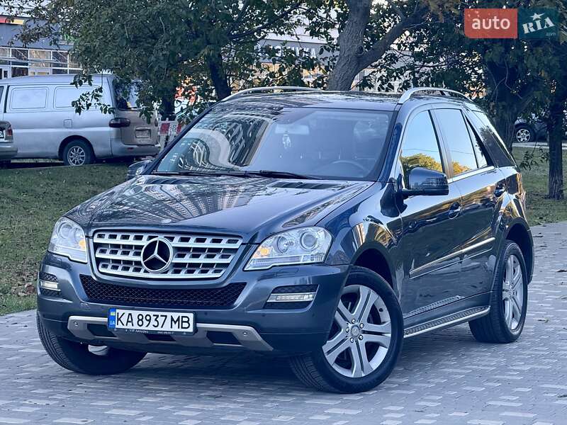 Позашляховик / Кросовер Mercedes-Benz M-Class 2011 в Одесі фото 14 Позашляховик / Кросовер Mercedes-Benz M-Class 2011 в Одесі