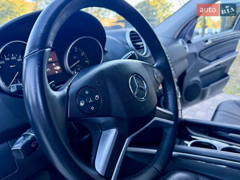 Позашляховик / Кросовер Mercedes-Benz M-Class 2011 в Одесі фото 38 Позашляховик / Кросовер Mercedes-Benz M-Class 2011 в Одесі