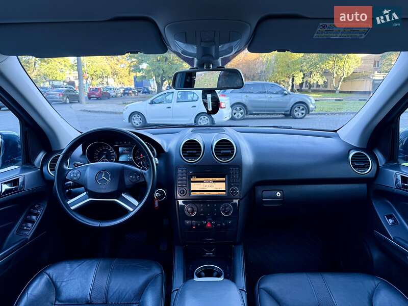 Позашляховик / Кросовер Mercedes-Benz M-Class 2011 в Одесі фото 69 Позашляховик / Кросовер Mercedes-Benz M-Class 2011 в Одесі