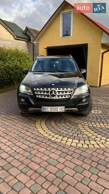 Позашляховик / Кросовер Mercedes-Benz M-Class 2009 в Яворові фото 6 Позашляховик / Кросовер Mercedes-Benz M-Class 2009 в Яворові