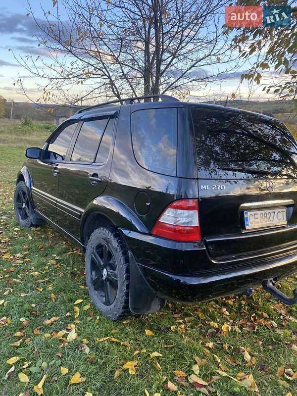 Позашляховик / Кросовер Mercedes-Benz M-Class 2004 в Чернівцях